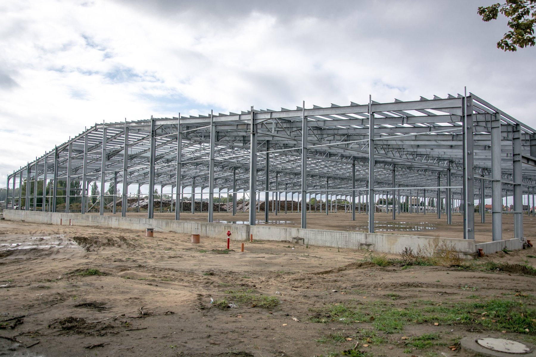 building of industrial hall